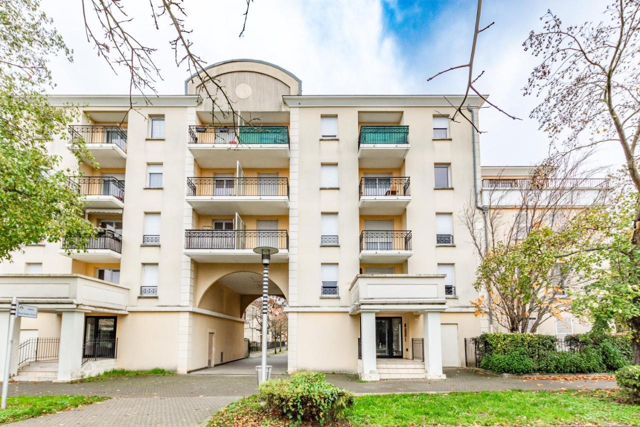 Mona, F2 Pour 4 Pers. - Fairytale Factory Apartment Bussy-Saint-Georges Ngoại thất bức ảnh